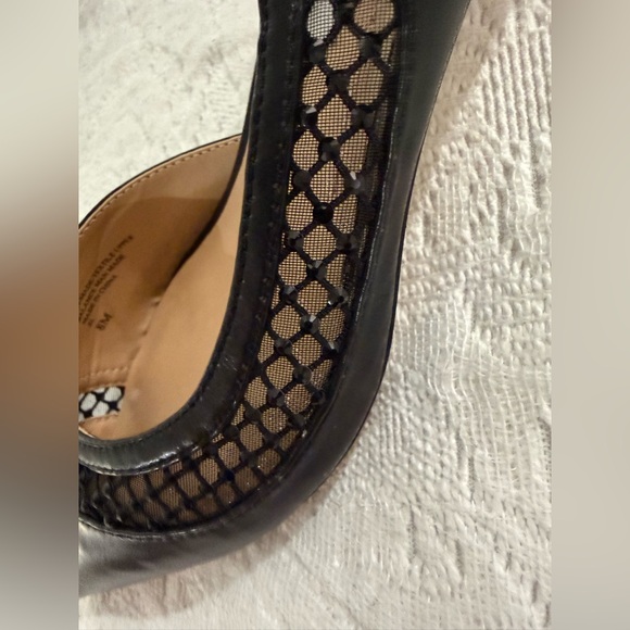 Charles David Black Slingback Heels - Picture 2 of 4